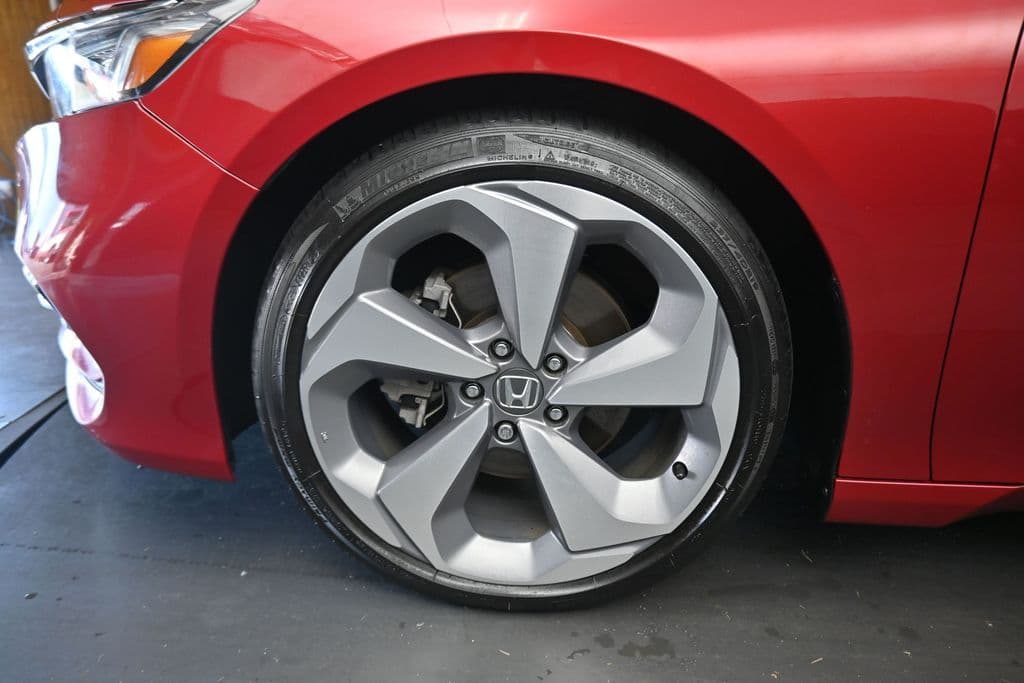 2018 Honda Accord Touring 2.0T, photo 55 of 64