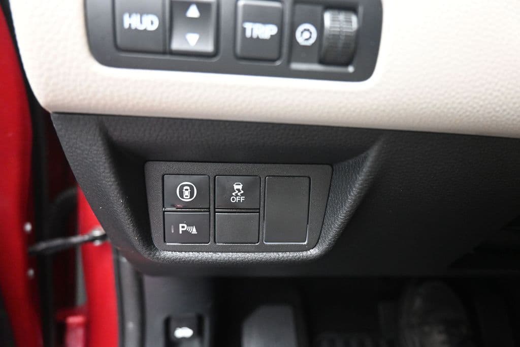 2018 Honda Accord Touring 2.0T, photo 30 of 64
