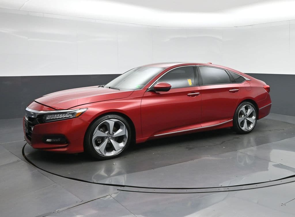 2018 Honda Accord Touring 2.0T, photo 3 of 64