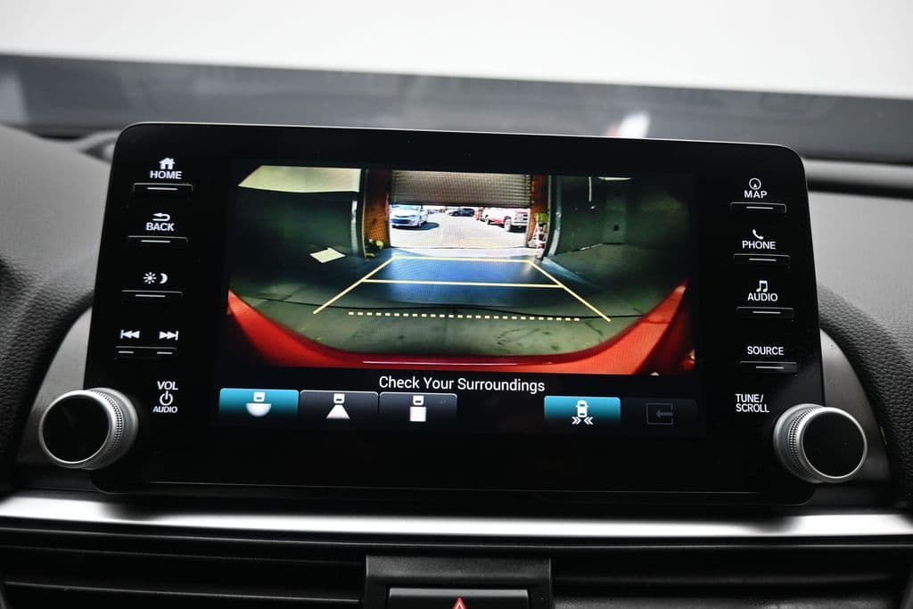 2018 Honda Accord Touring 2.0T, photo 20 of 64