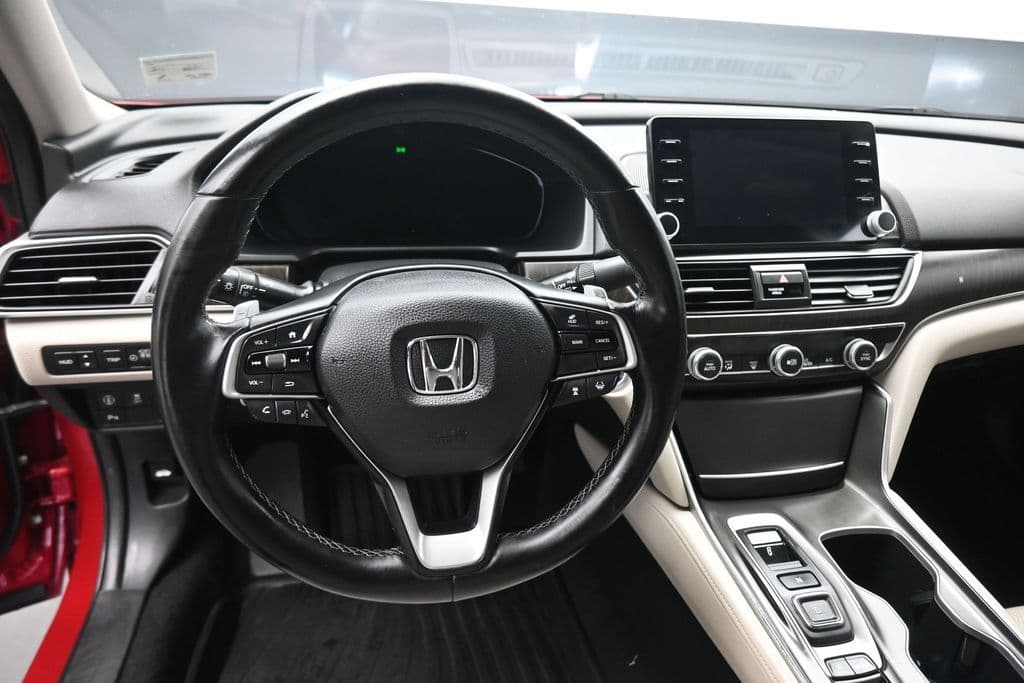 2018 Honda Accord Touring 2.0T, photo 15 of 64