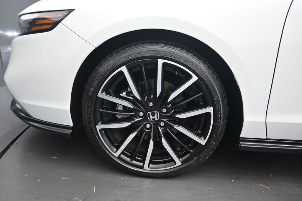 2023 Honda Accord Hybrid Touring, photo 50 of 59