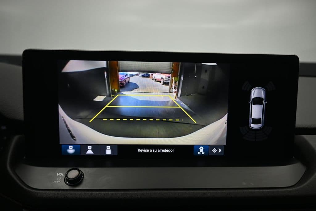 2023 Honda Accord Hybrid Touring, photo 20 of 59
