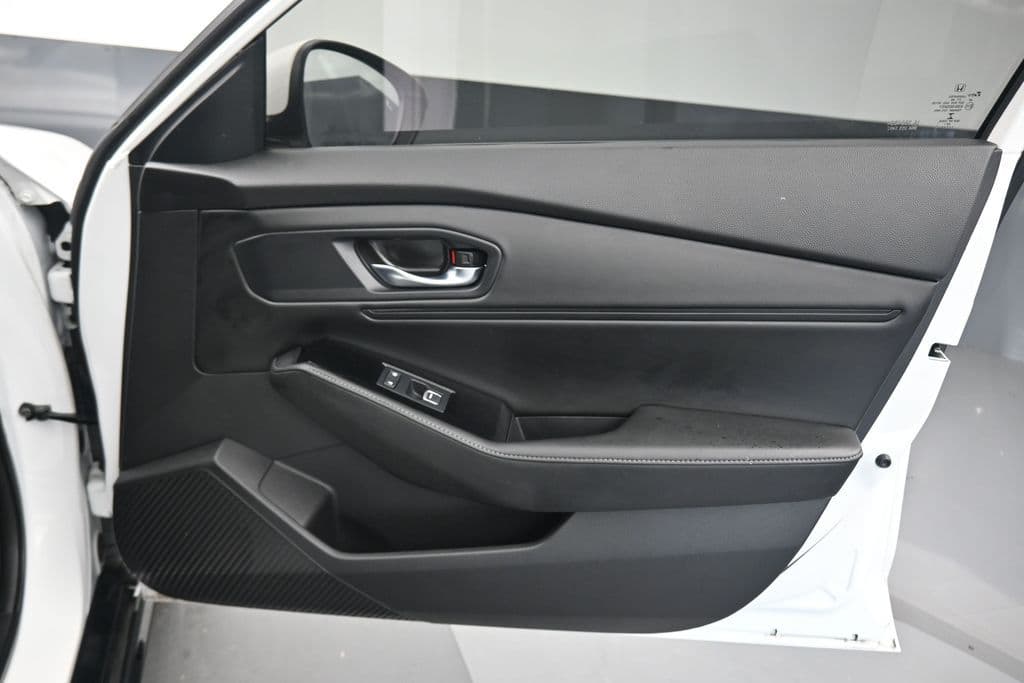 2023 Honda Accord Hybrid Touring, photo 41 of 59