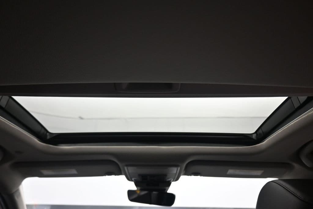 2023 Honda Accord Hybrid Touring, photo 40 of 59
