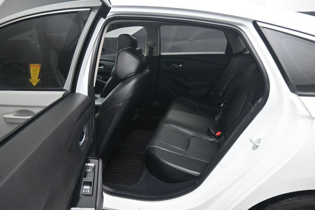 2023 Honda Accord Hybrid Touring, photo 33 of 59