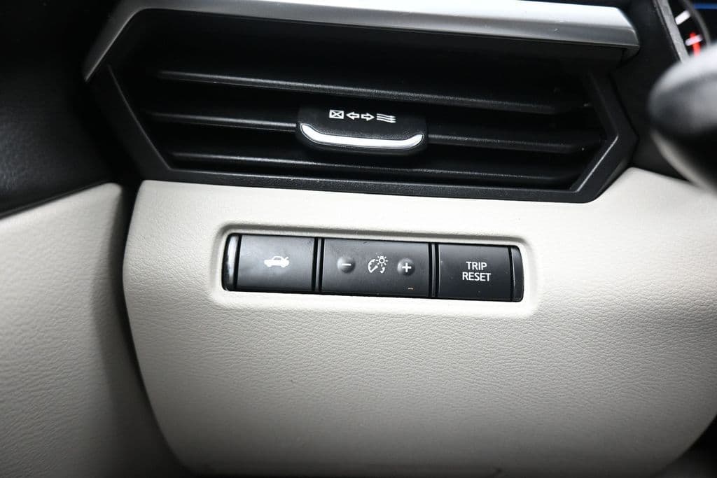 2021 Nissan Altima 2.5 SV, photo 24 of 56