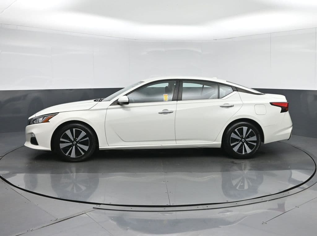 2021 Nissan Altima 2.5 SV, photo 4 of 56