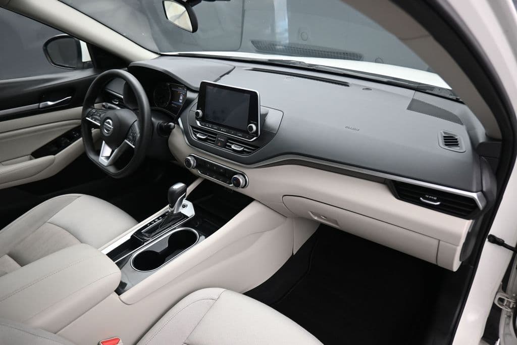 2021 Nissan Altima 2.5 SV, photo 39 of 56