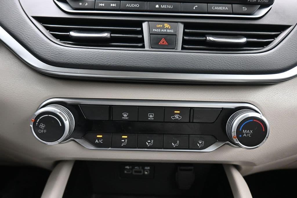 2021 Nissan Altima 2.5 SV, photo 19 of 56