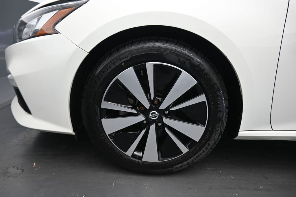 2021 Nissan Altima 2.5 SV, photo 47 of 56