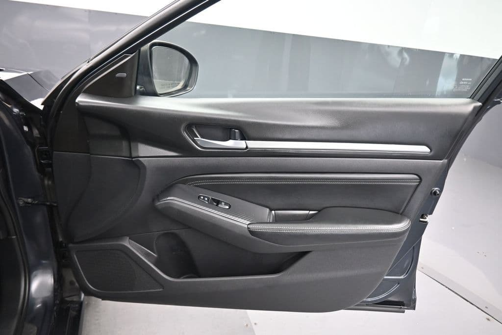 2019 Nissan Altima 2.5 SV, photo 39 of 56