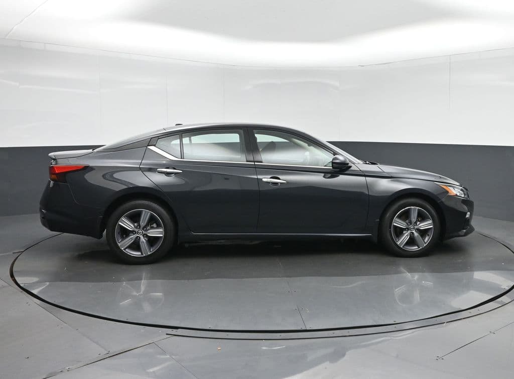 2019 Nissan Altima 2.5 SV, photo 8 of 56