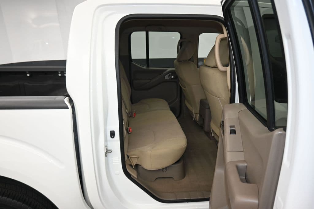 2019 Nissan Frontier SV, photo 32 of 54