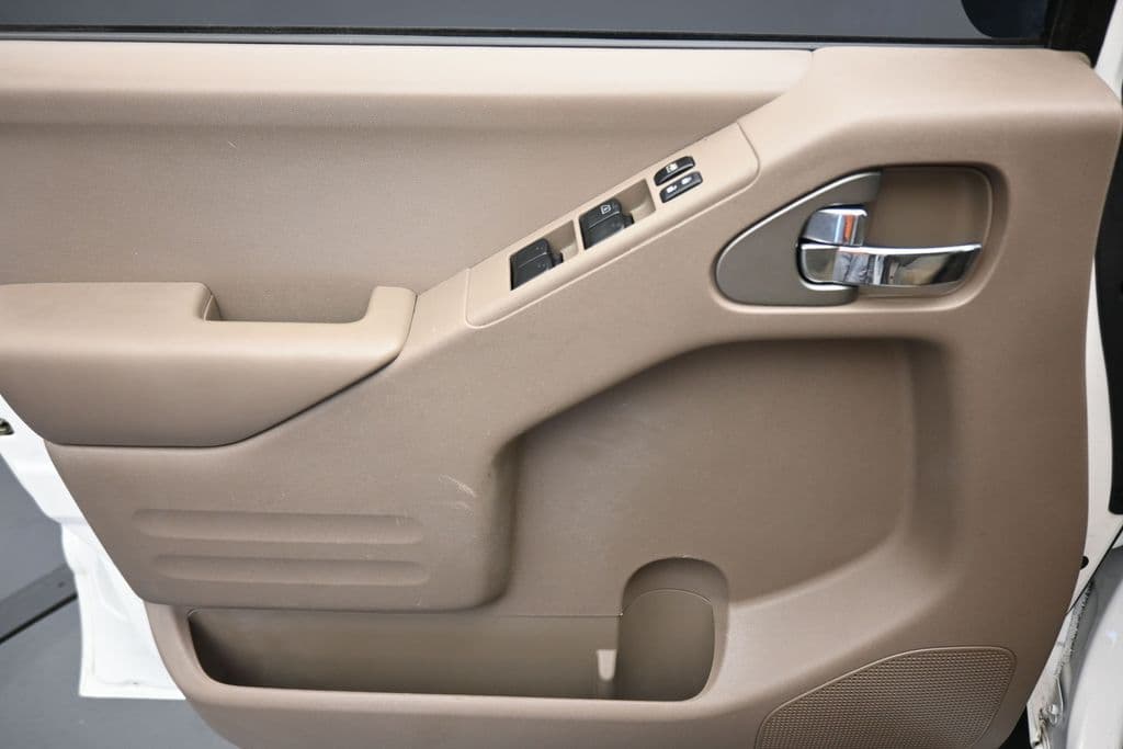 2019 Nissan Frontier SV, photo 10 of 54