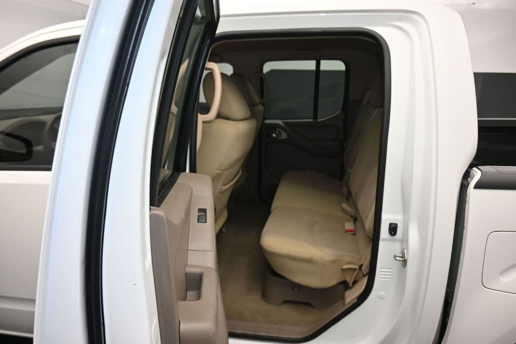 2019 Nissan Frontier SV, photo 27 of 54
