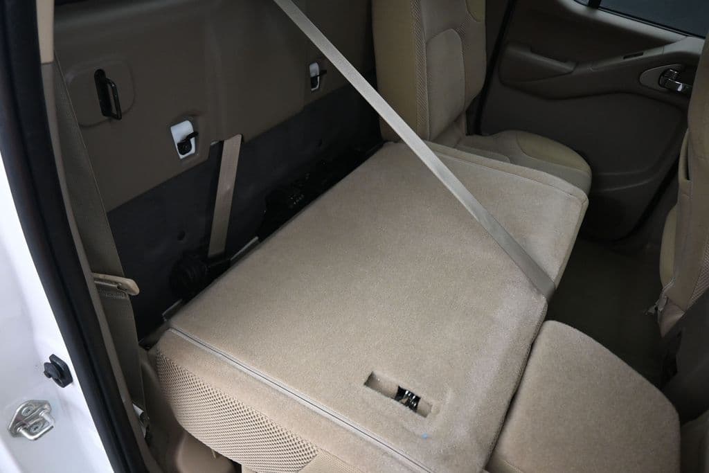 2019 Nissan Frontier SV, photo 34 of 54