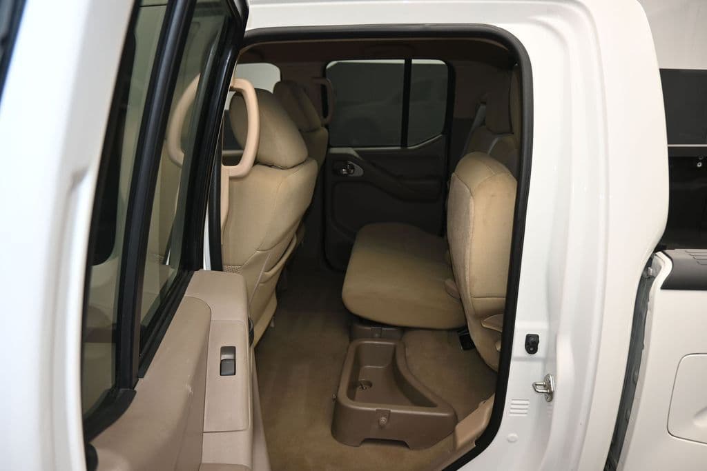 2019 Nissan Frontier SV, photo 28 of 54