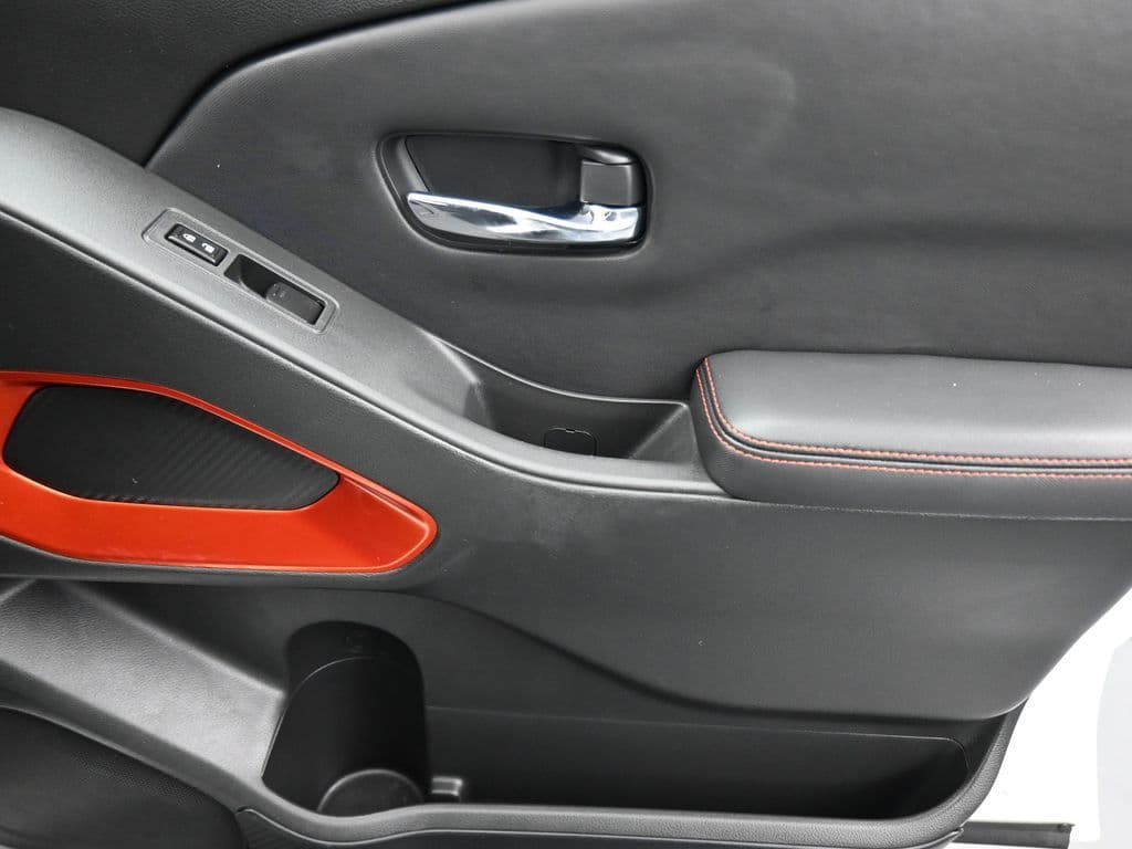 2022 Nissan Frontier PRO-4X, photo 44 of 60