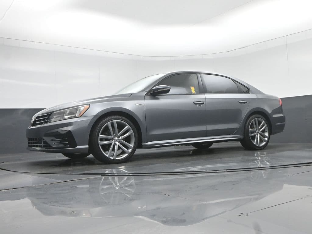 2018 Volkswagen Passat 2.0T R-Line, photo 50 of 56