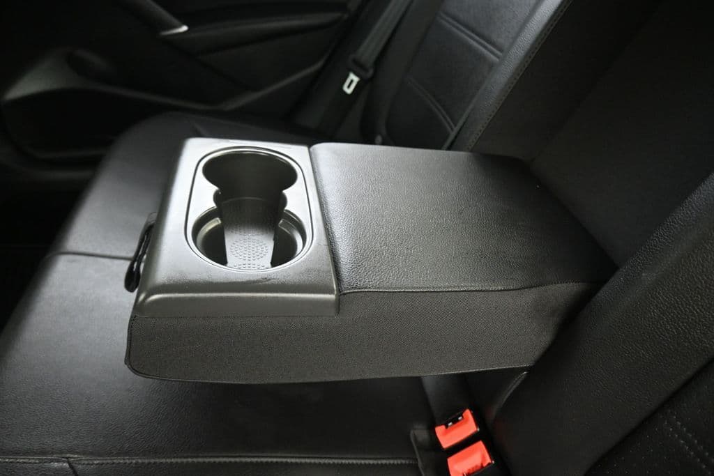 2018 Volkswagen Passat 2.0T R-Line, photo 32 of 56