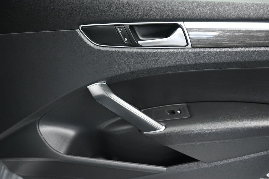 2018 Volkswagen Passat 2.0T SE w/Technology, photo 40 of 59