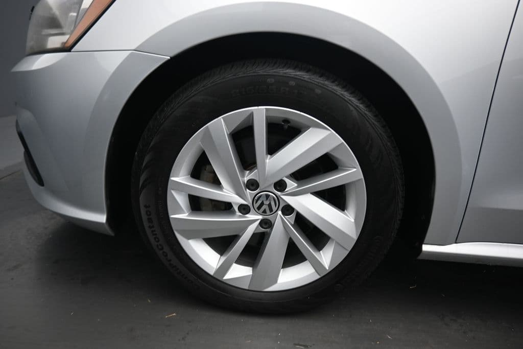 2018 Volkswagen Passat 2.0T SE w/Technology, photo 50 of 59