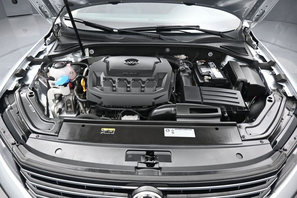2018 Volkswagen Passat 2.0T SE w/Technology, photo 48 of 59