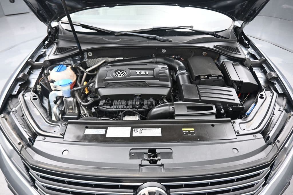 2017 Volkswagen Passat 1.8T SE, photo 45 of 56