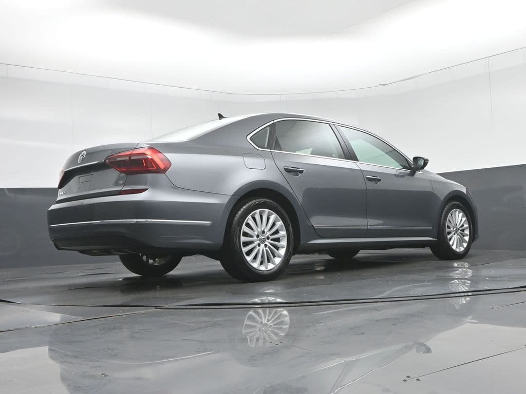 2017 Volkswagen Passat 1.8T SE, photo 52 of 56