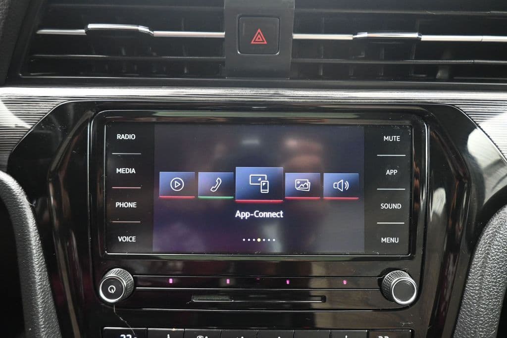 2020 Volkswagen Passat 2.0T R-Line, photo 17 of 62