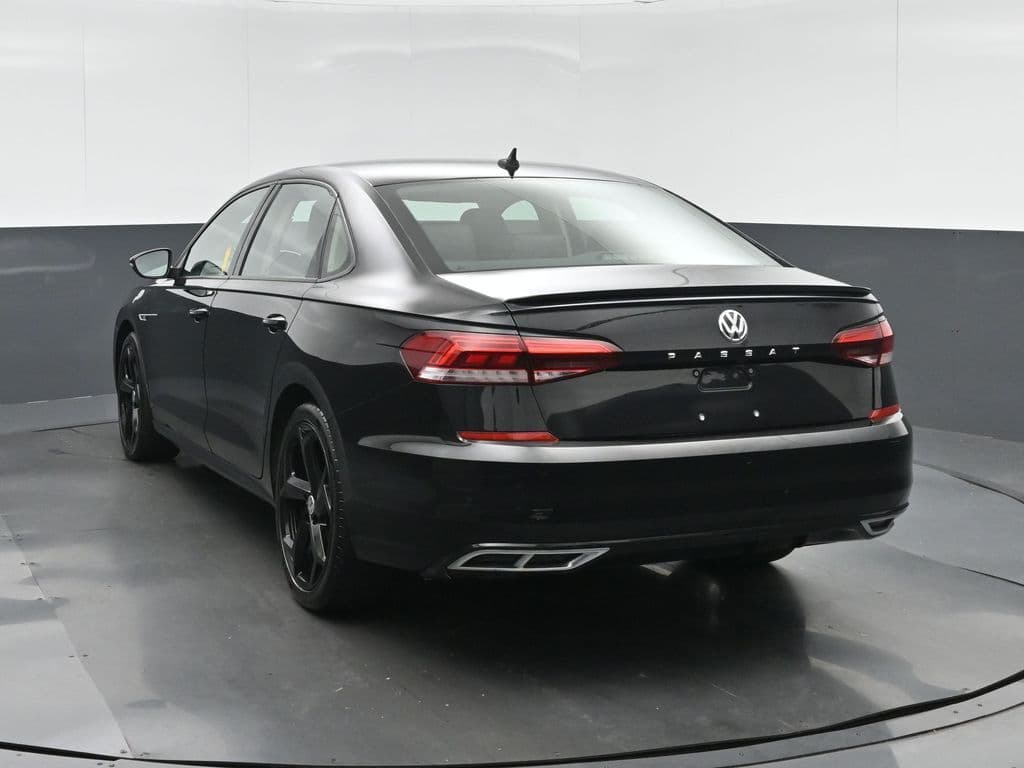 2020 Volkswagen Passat 2.0T R-Line, photo 5 of 62