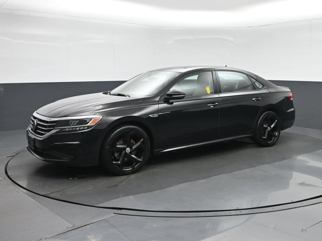 2020 Volkswagen Passat 2.0T R-Line, photo 3 of 62