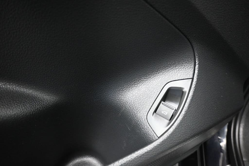 2020 Volkswagen Passat 2.0T R-Line, photo 31 of 62