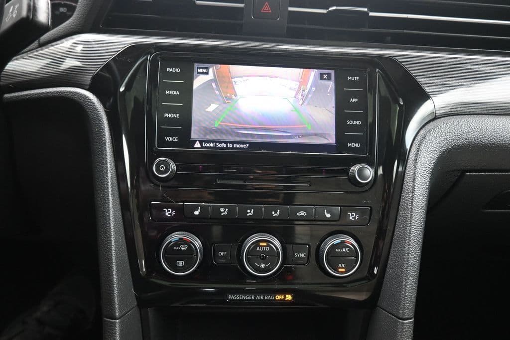 2020 Volkswagen Passat 2.0T R-Line, photo 21 of 62