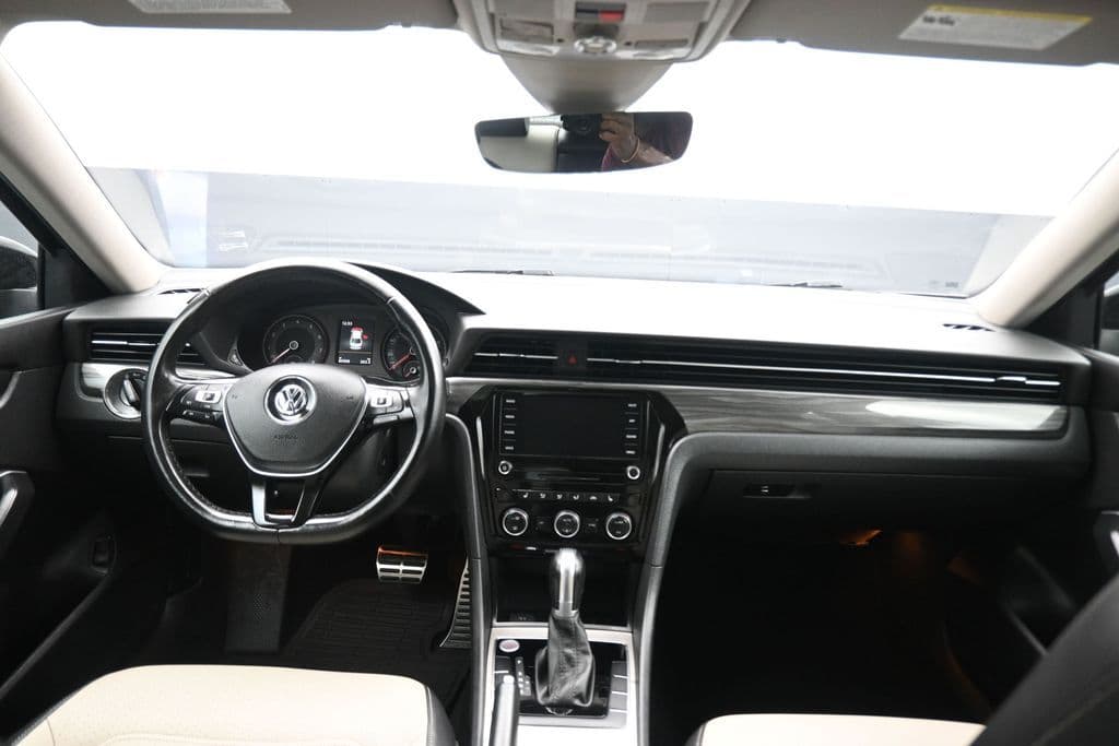 2020 Volkswagen Passat 2.0T R-Line, photo 40 of 62