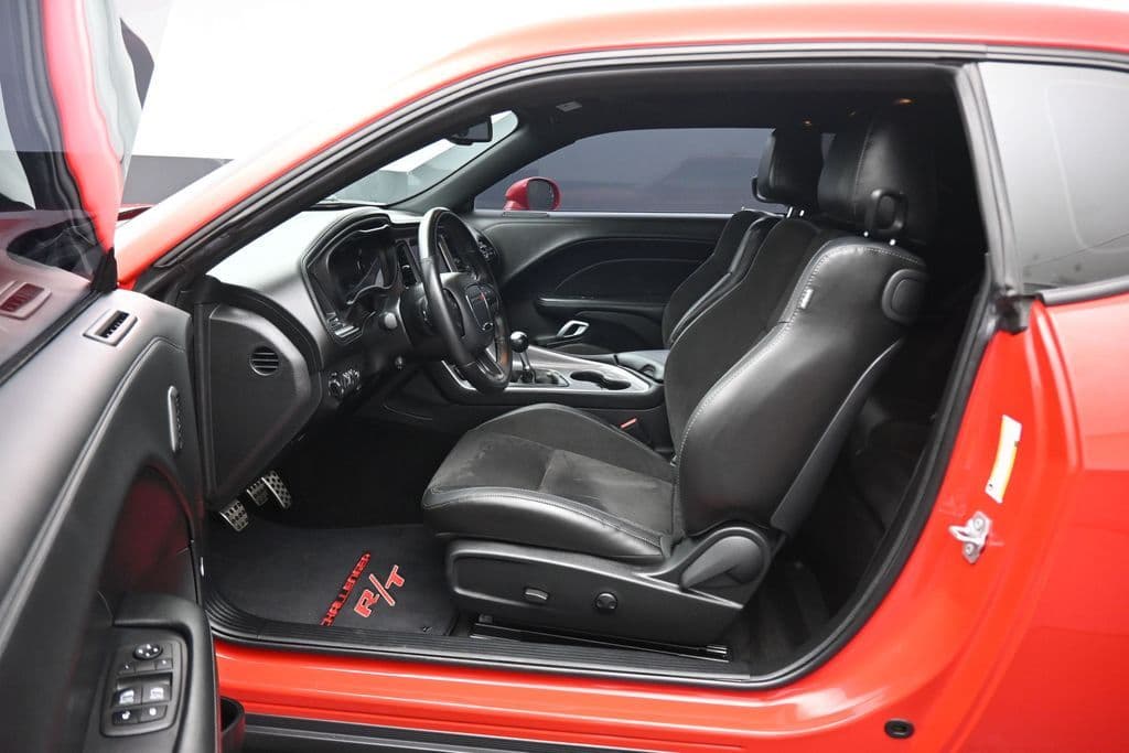 2022 Dodge Challenger R/T, photo 12 of 58