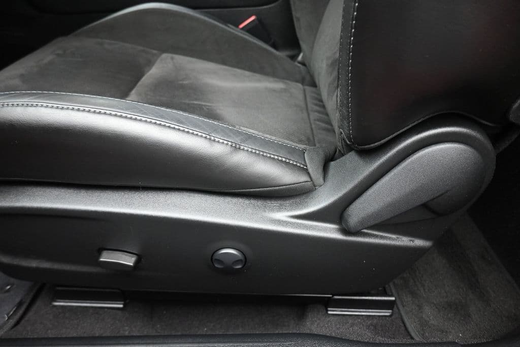 2022 Dodge Challenger R/T, photo 13 of 58