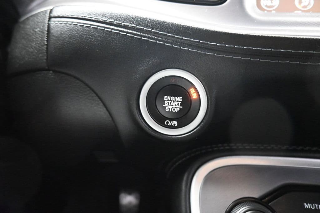 2022 Dodge Challenger R/T, photo 22 of 58