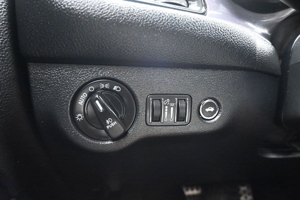 2018 Dodge Challenger R/T, photo 25 of 51