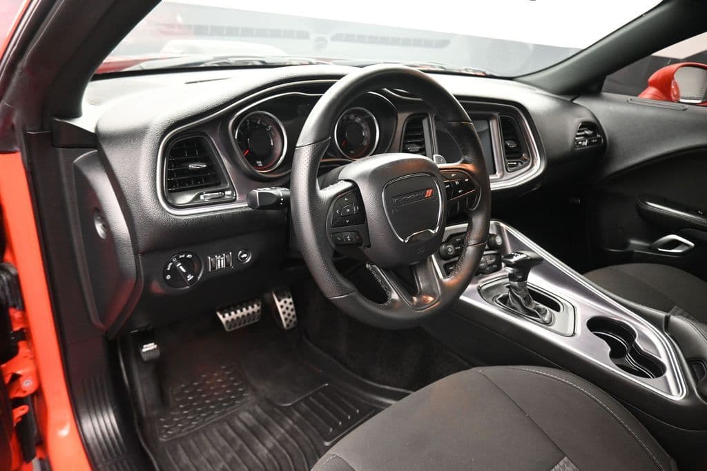 2018 Dodge Challenger R/T, photo 14 of 51