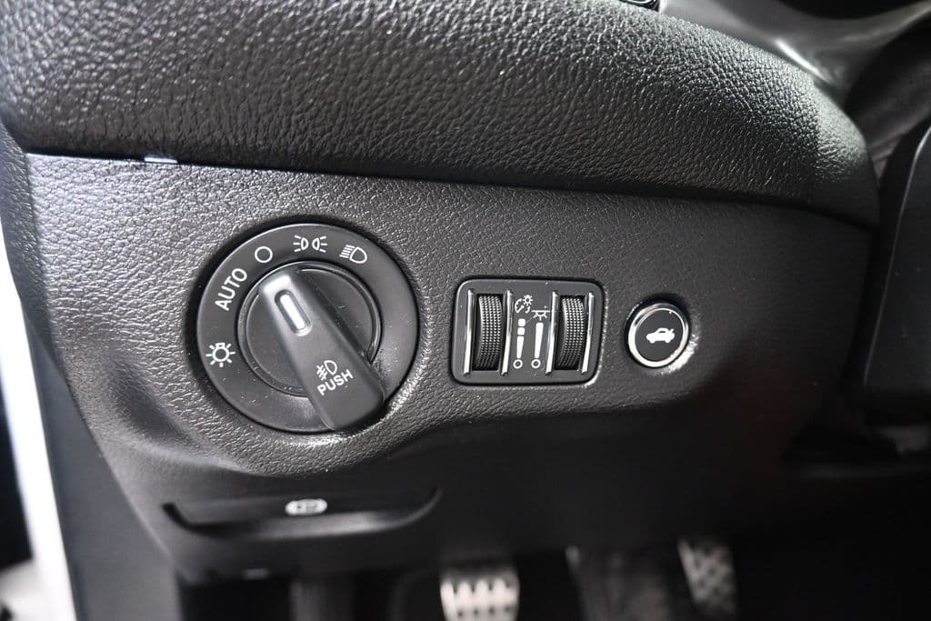 2019 Dodge Challenger R/T Scat Pack, photo 26 of 57
