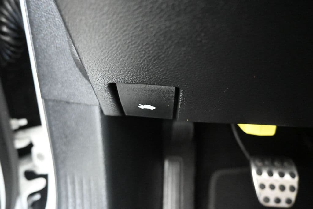 2019 Dodge Challenger R/T Scat Pack, photo 28 of 57