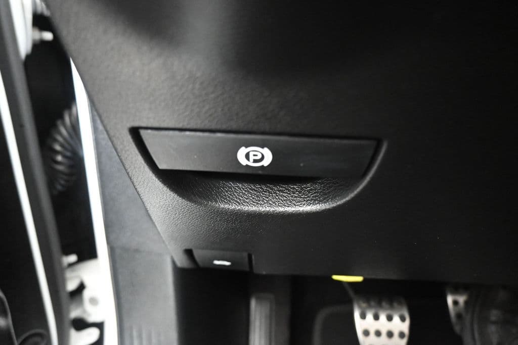 2019 Dodge Challenger R/T Scat Pack, photo 27 of 57
