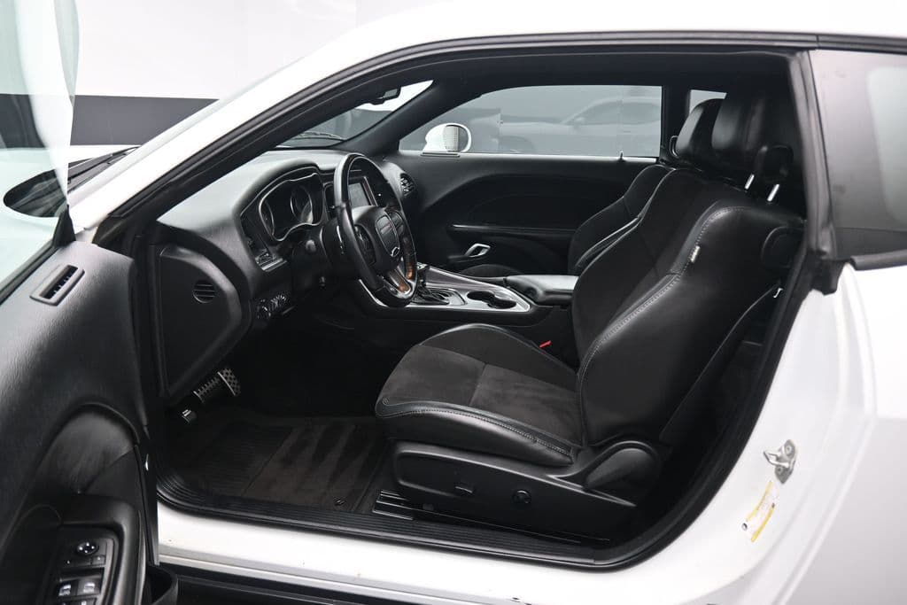 2019 Dodge Challenger GT, photo 12 of 52