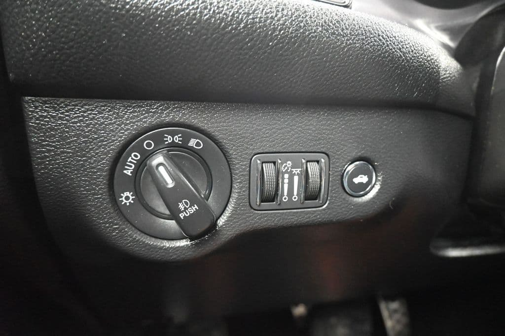 2019 Dodge Challenger GT, photo 25 of 52