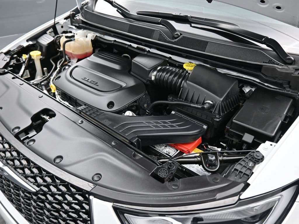2024 Chrysler Pacifica Touring, photo 65 of 75