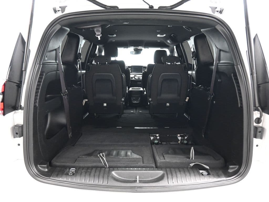 2024 Chrysler Pacifica Touring, photo 62 of 75