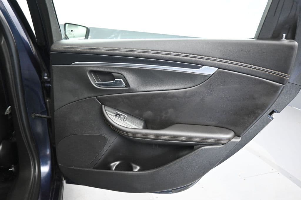2019 Chevrolet Impala LT, photo 34 of 57