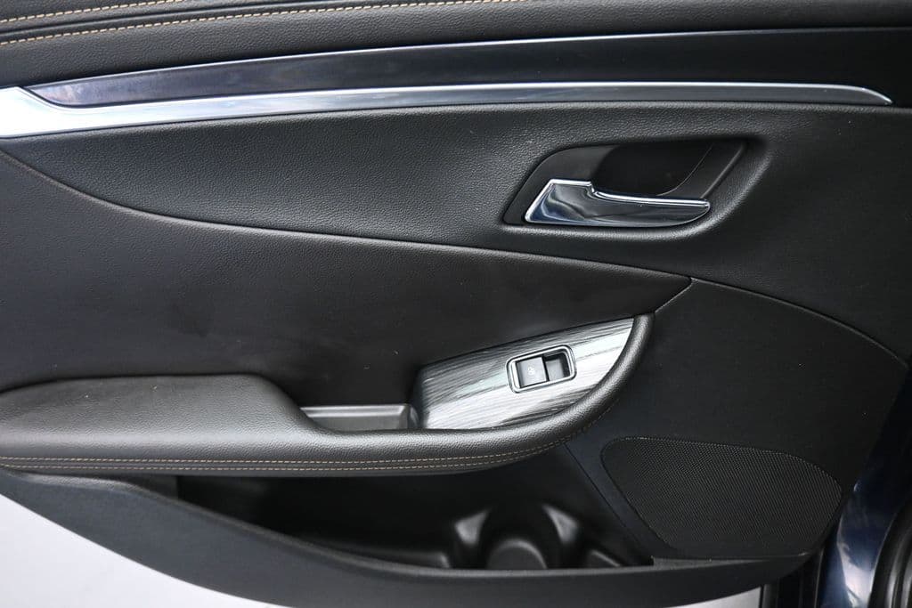 2019 Chevrolet Impala LT, photo 30 of 57